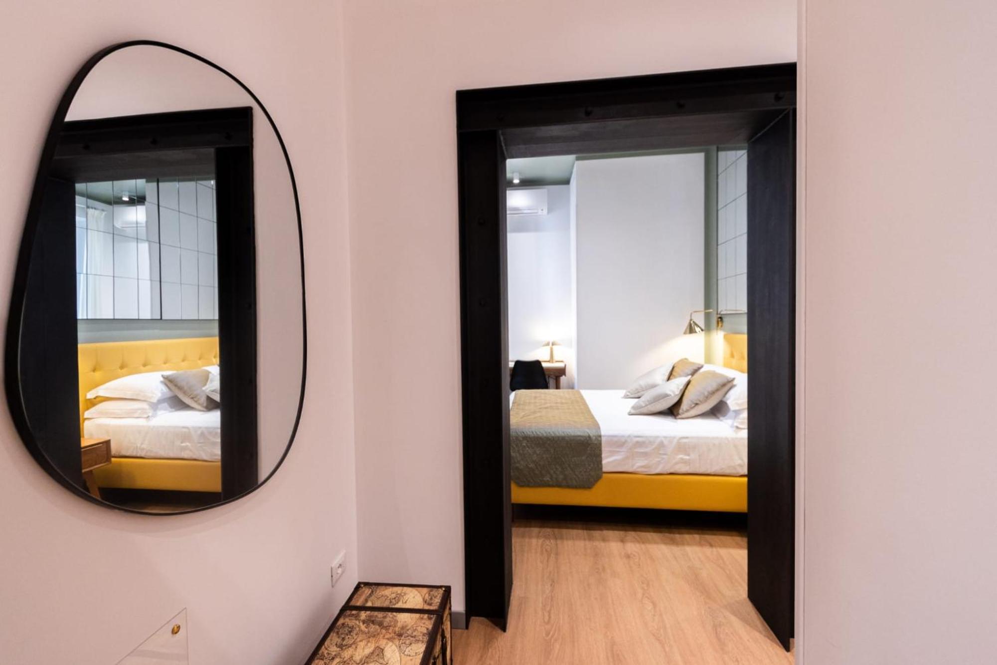 Trevi Monti House Hotel Rome Exterior photo