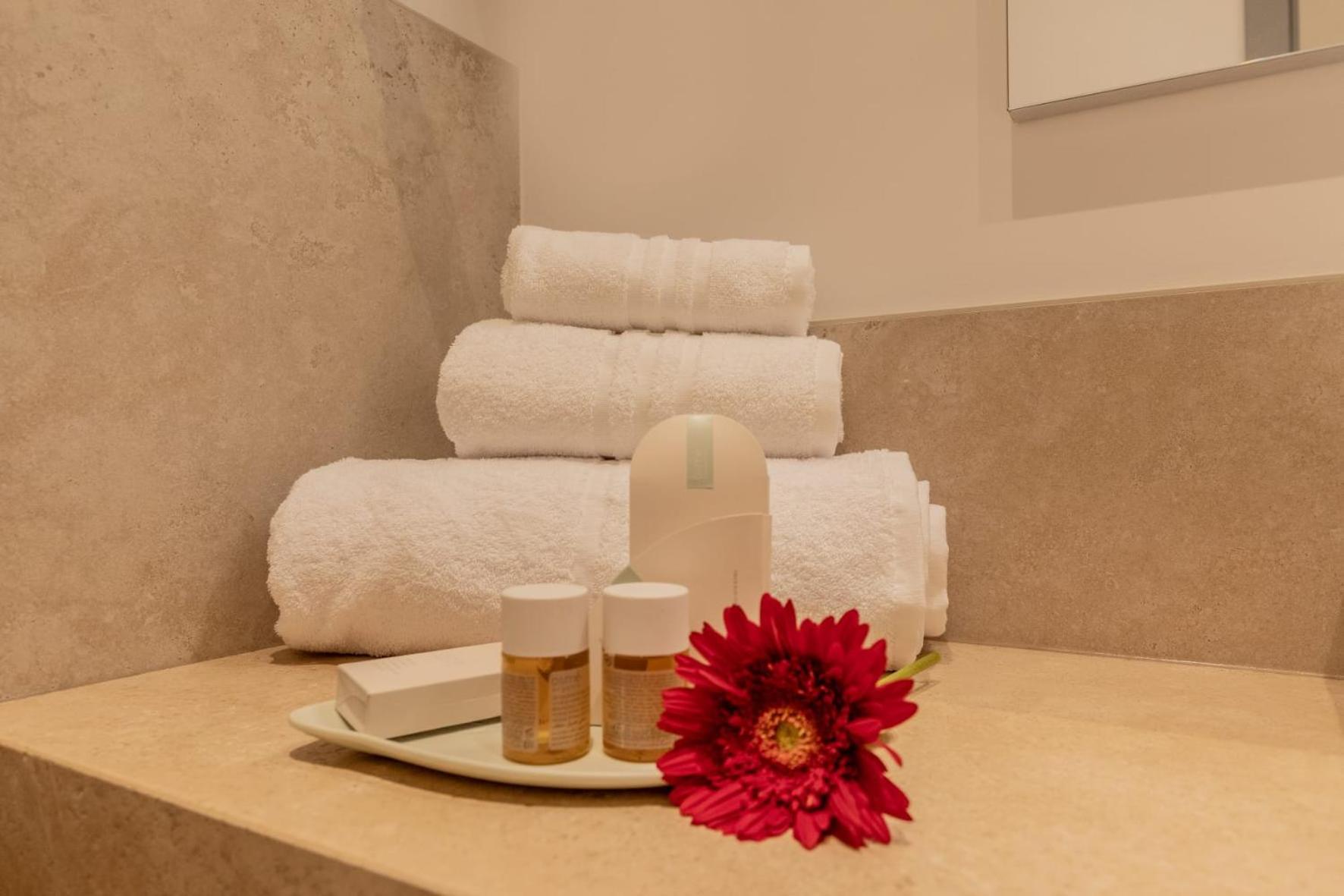Trevi Monti House Hotel Rome Exterior photo