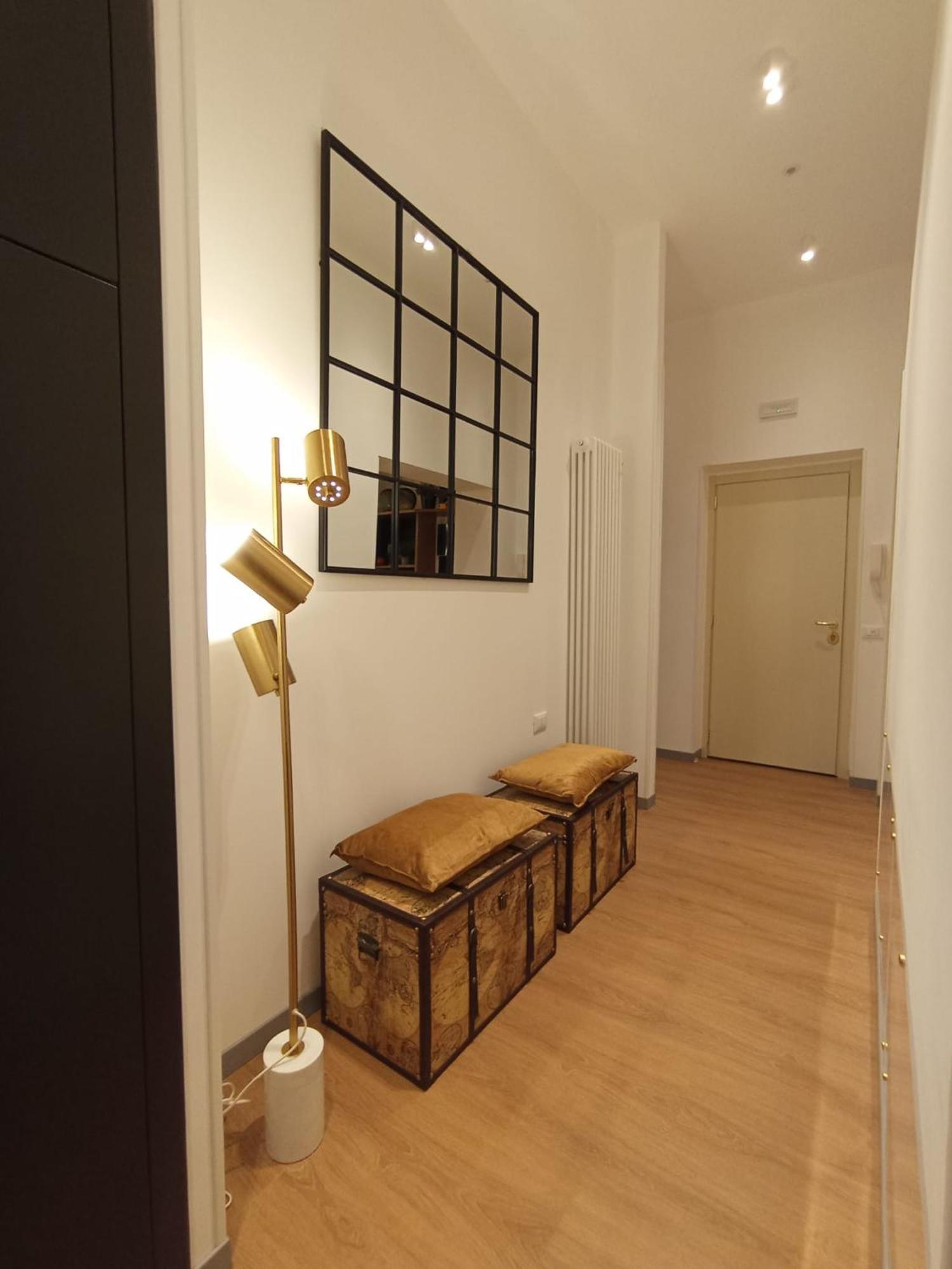 Trevi Monti House Hotel Rome Exterior photo